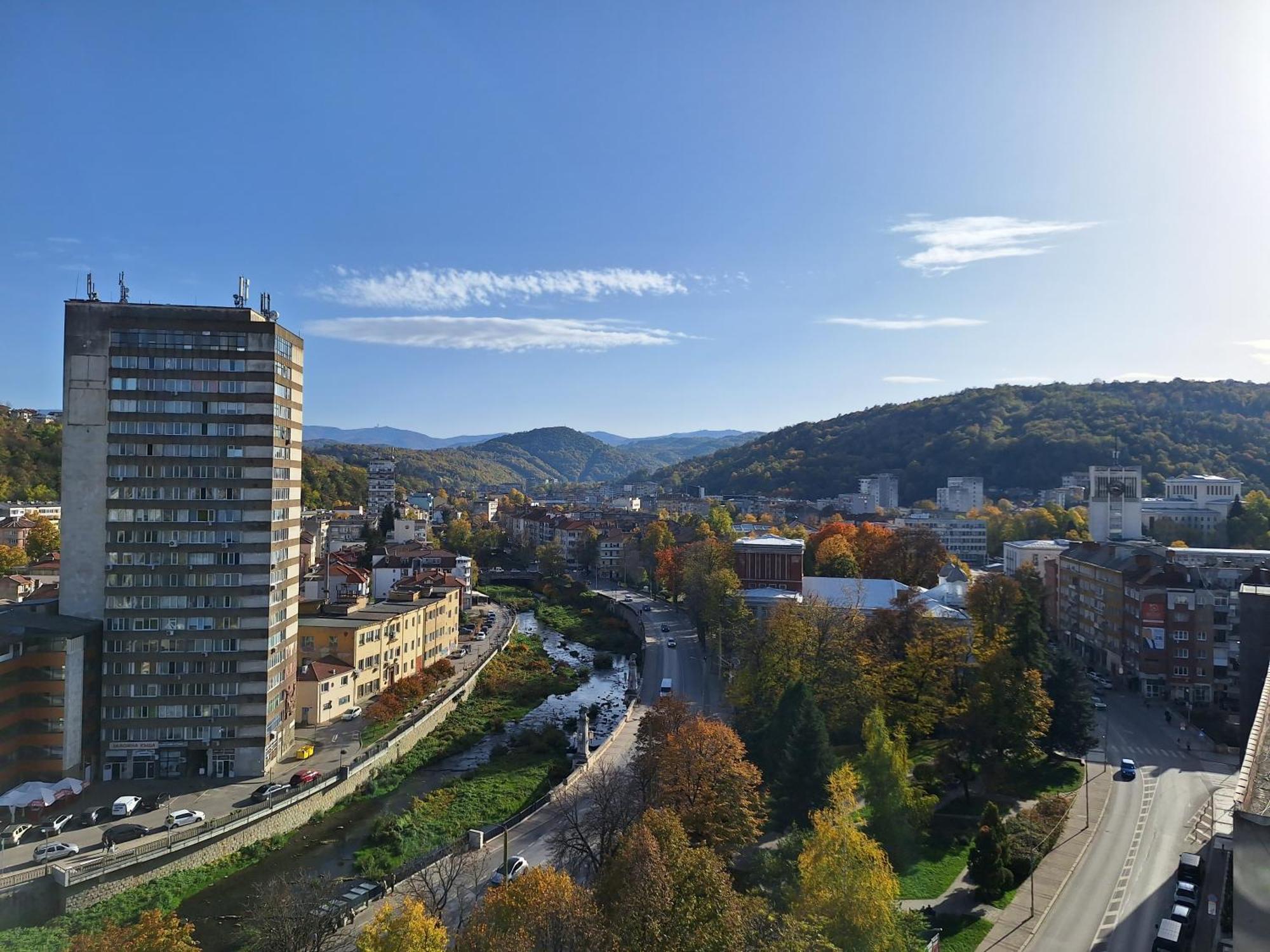 Студио Даневски-Balkan Tower Gabrovo Kültér fotó